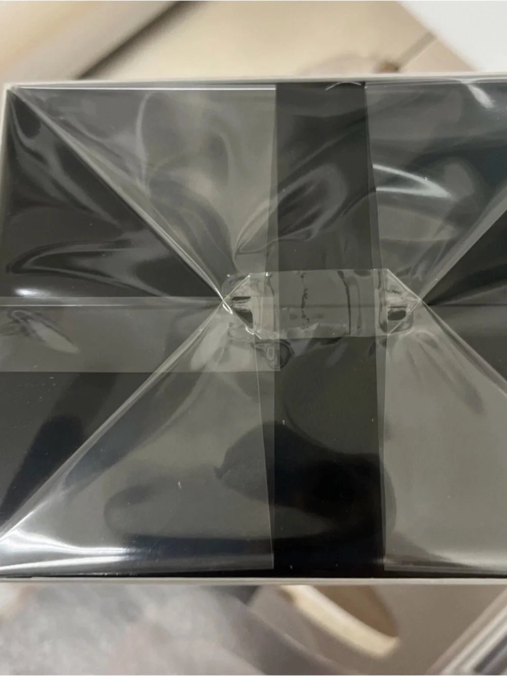 Giorgio Armani, Crema Nera Supreme Reviving Cream FULL SIZE.SEALED 1.69oz. Seal